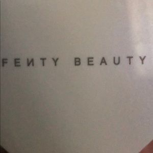 Meet your Posher, Trish